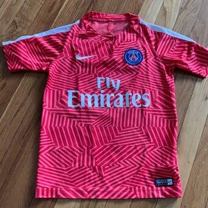 Like new condition Nike Fly Emirates/Paris jersey